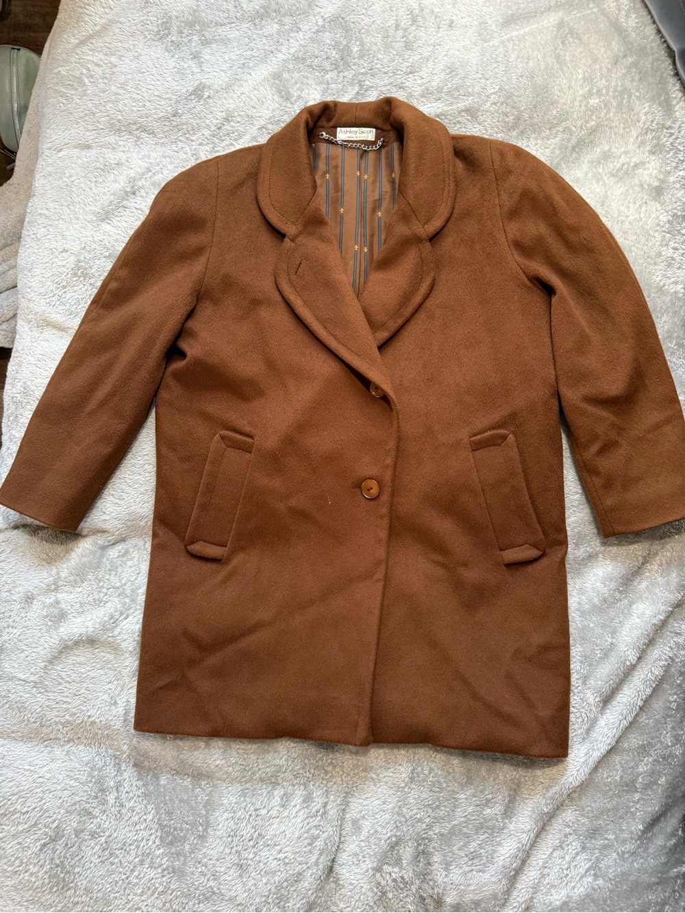 VTG Ashley Scott 100% wool